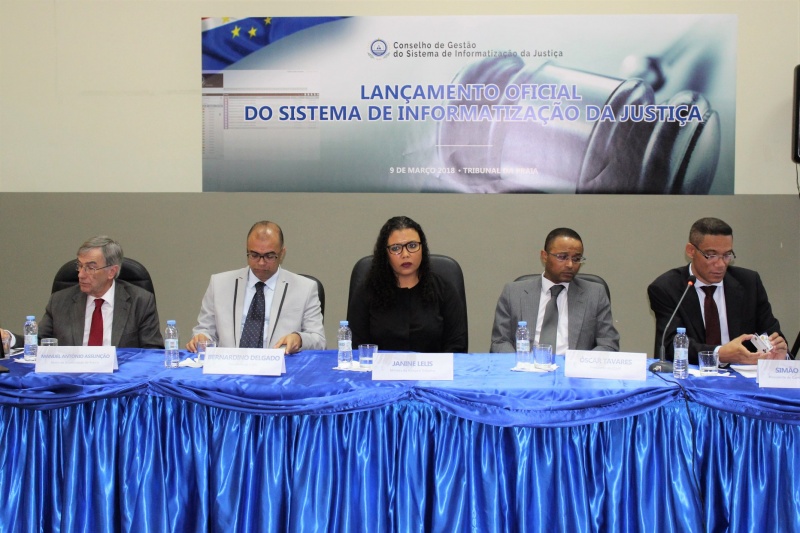 Reformas em curso vão modernizar sector da Justiça